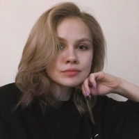 Полина